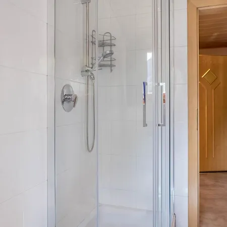 アパート Weingartnerhof Dalia サン・ジェネージオ・アテジーノ